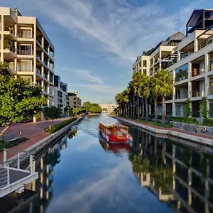 Apartment V An A Waterfront, Harbour Bridge., Cape Town